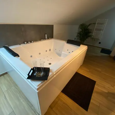 Apartament La Casemat' Du Chateau - Privative Avec Baignoire Balneo Theux